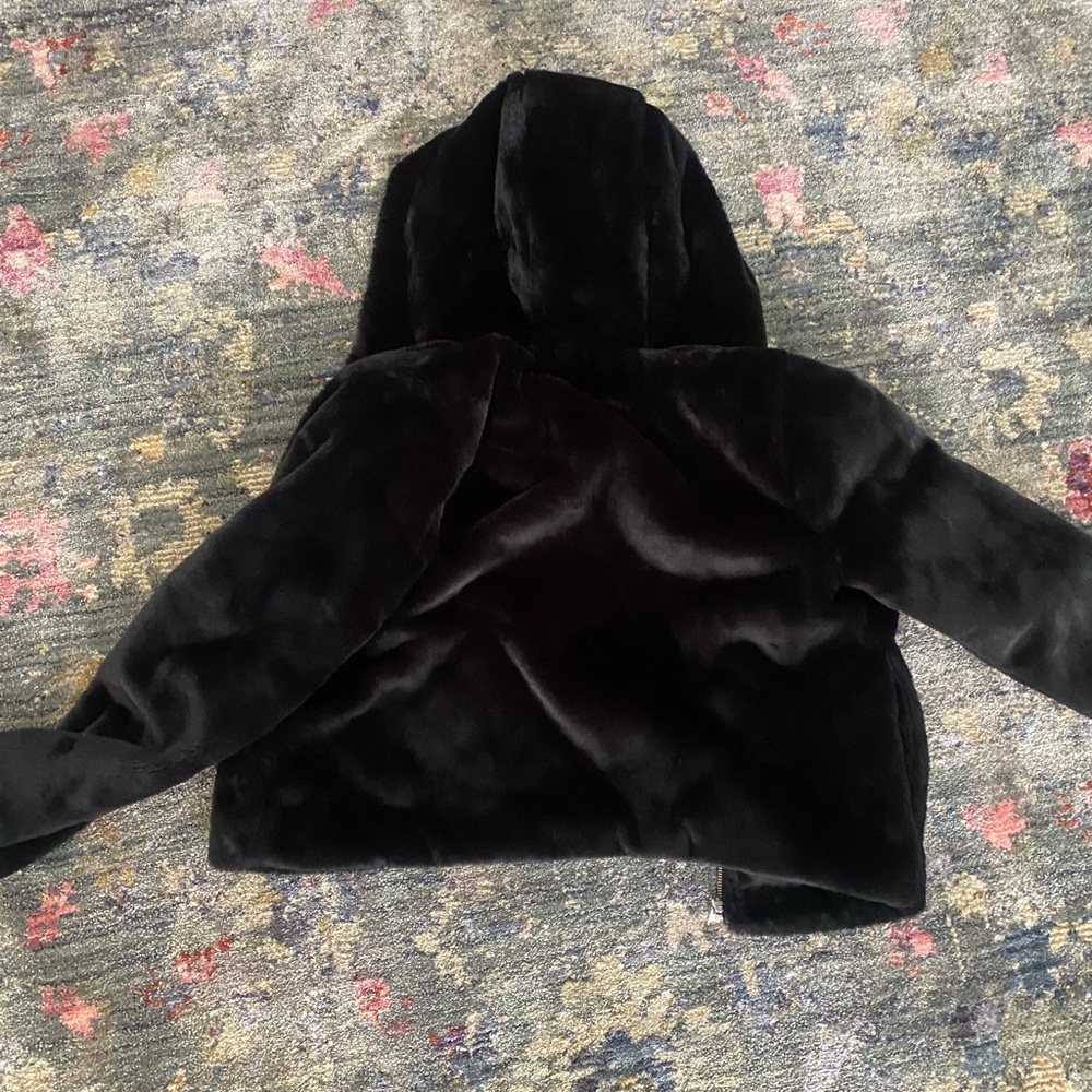 Abercrombie & Fitch Black Faux Fur zip up jacket - Picture 3 of 3